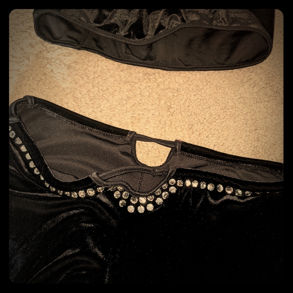 Velvety pants and tube top